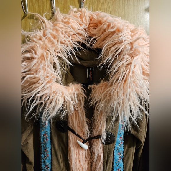 J Valentine Jacket - Picture 8 of 9